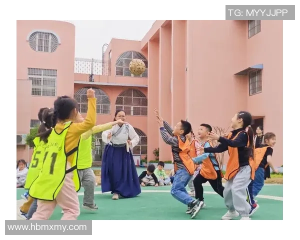 足球明星重温古老技艺观看蹴鞠视频感受传统魅力与现代足球的碰撞